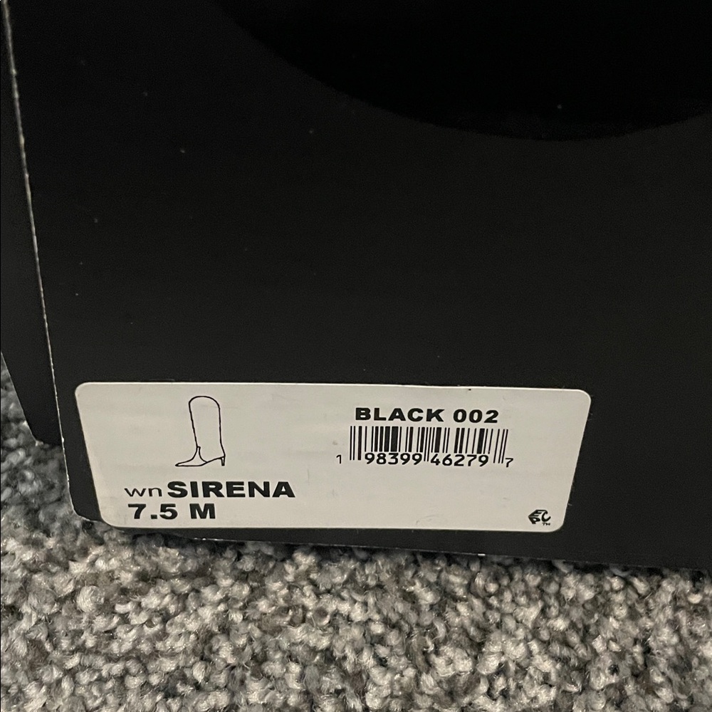 Suede boot - Picture 7 of 7